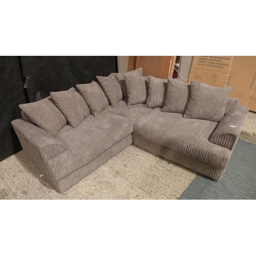 3272 - A grey fabric L-shaped corner sofa (H 62 x W 200 x D 205cm) * this lot is subject to VAT