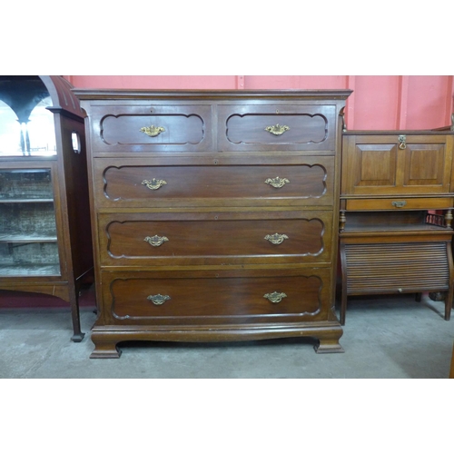 102 - A Victorian mahogany chest of drawers, 124cms h, 123cms w, 57cms d