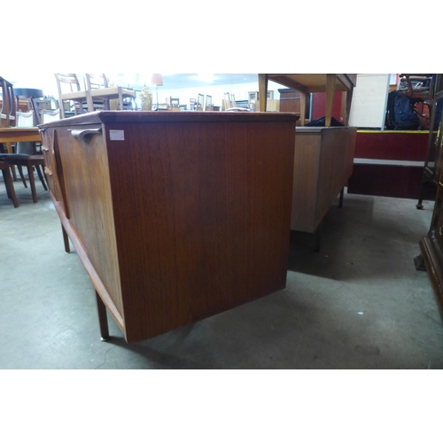 118 - A Jentique teak sideboard