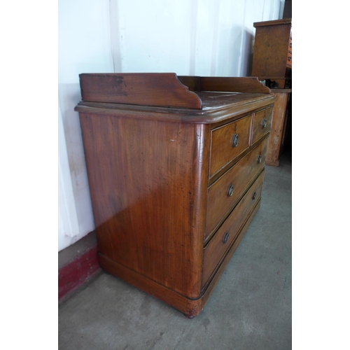 225c - A Victorian mahogany chest of drawers