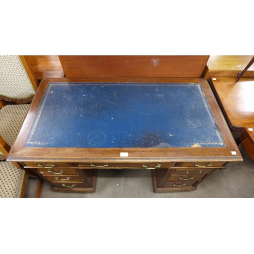 235 - A Victorian mahogany pedestal desk