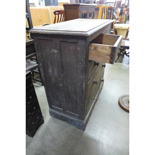 254 - A Victorian pine chest of drawers