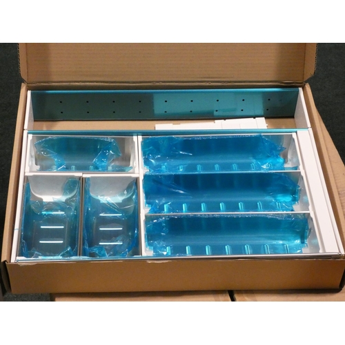 3181 - A cutlery organiser (470 x 380mm)