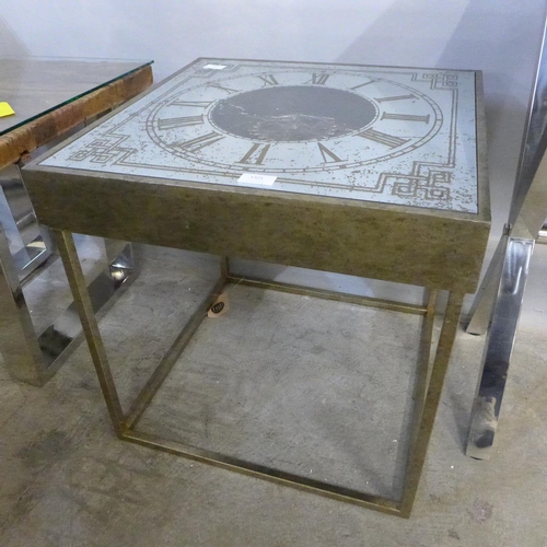 1506 - A moving gears clock table (1868558)   #