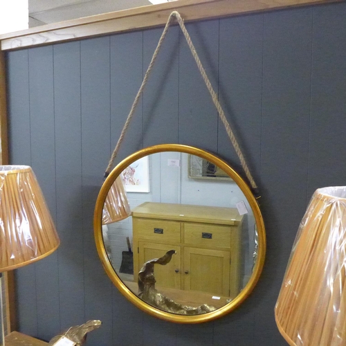 1521 - A circular gilt framed mirror with rope hanger (JRG1115)   #