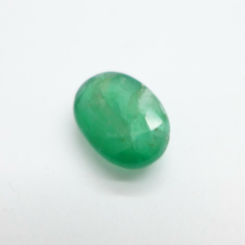 1025 - An unmounted emerald of over 5carat weight