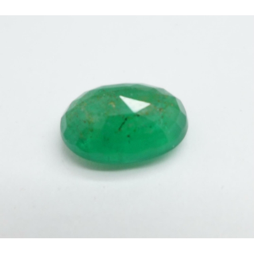 1025 - An unmounted emerald of over 5carat weight