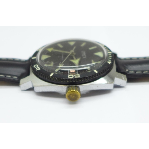 1125 - An Omnia divers style wristwatch