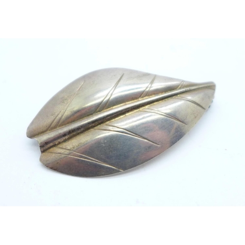 1145 - A sterling silver Danish leaf brooch marked M.S.