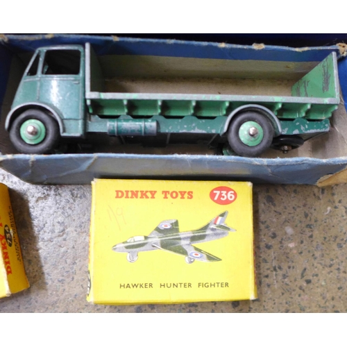 760 - Dinky Toys die-cast boxed vehicles, Supertoys 972, Dinky 581, 14C, 513 and five aircraft, 706, 737, ... 