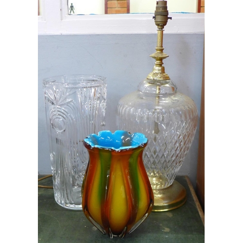 792 - A glass table lamp base and two glass vases, a/f