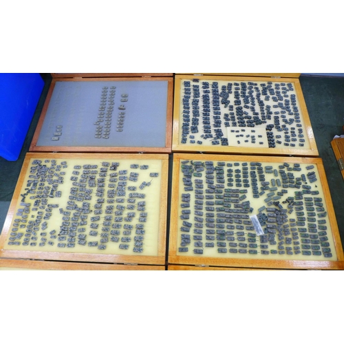 795 - Nine cases with a large collection of 6mm 1/300 scale table top war gaming armoured tanks and other ... 