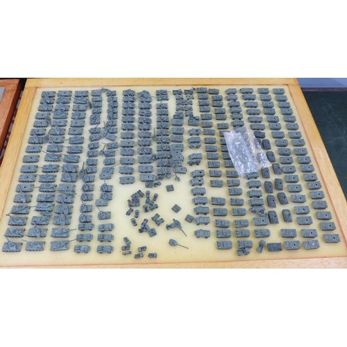 795 - Nine cases with a large collection of 6mm 1/300 scale table top war gaming armoured tanks and other ... 