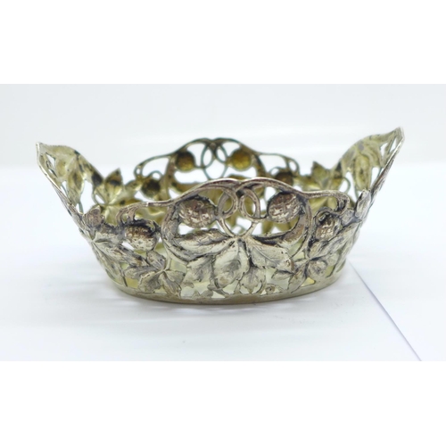 807 - A German pierced 800 silver dish, 52g, 10.5cm