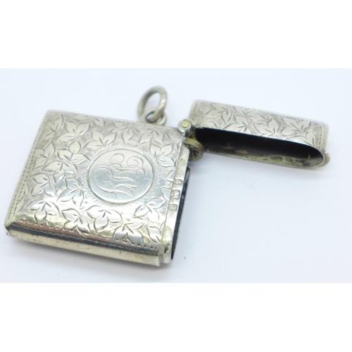 844 - A silver vesta case, Birmingham 1900