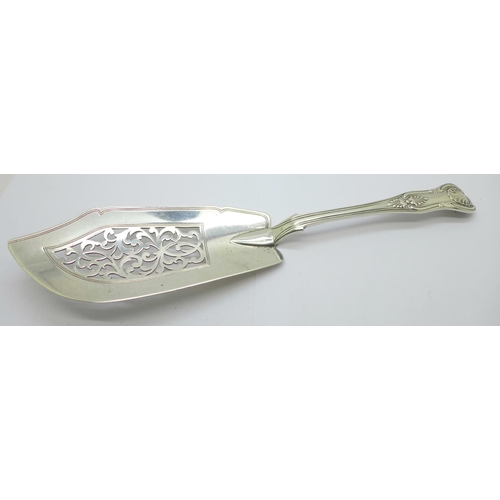 858 - A Victorian silver fish slice, London 1839, George Adams, 172g