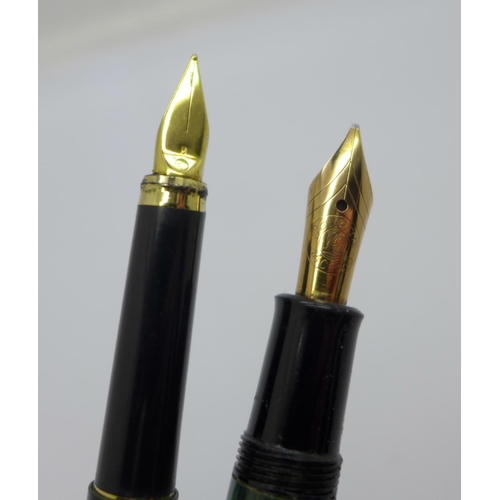 905 - A Pelikan fountain pen with 14ct gold nib and an élysée fountain pen