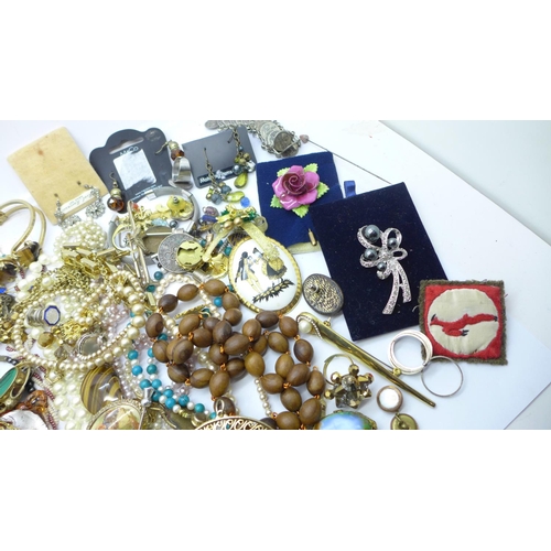 938 - Two boxes of mixed vintage costume jewellery