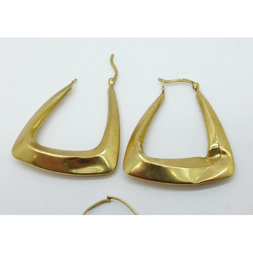 983 - Scrap 9ct gold and yellow metal jewellery, a/f, 5.3g