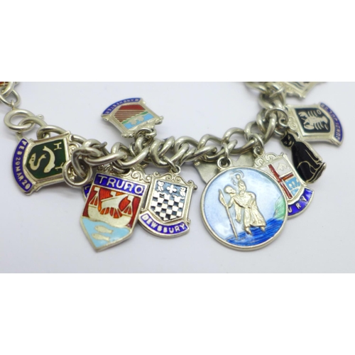 986 - A silver charm bracelet, 45g