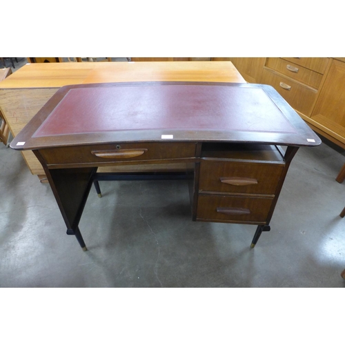 157 - A tola wood desk