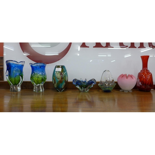 162 - Seven pieces of glassware; including Murano, M'dina, Mary Gregory, etc.