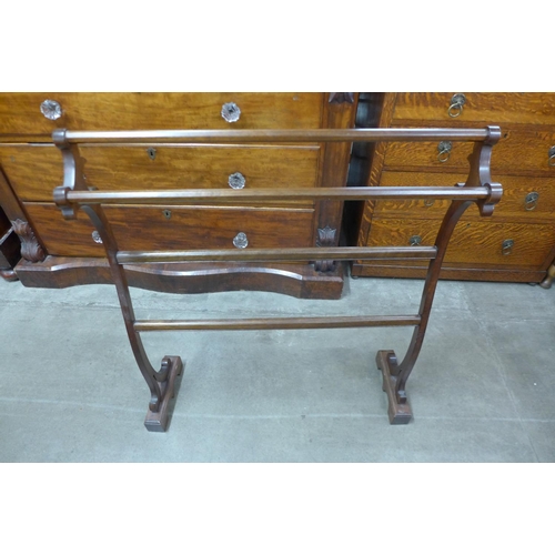 167 - A Victorian mahogany towel rail