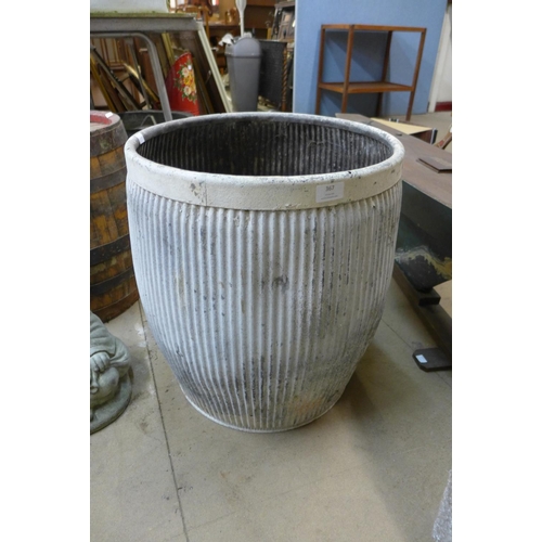 367 - A galvanised dolly tub