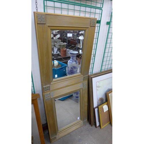 399 - A pair of gilt framed mirrors