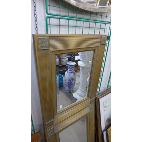 399 - A pair of gilt framed mirrors