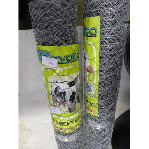 2033 - 2 x 10mtr Rolls of wire netting * This lot is subject to VAT