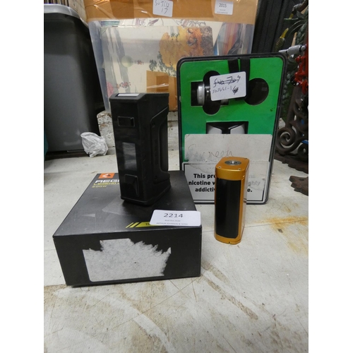 2130 - 4 e-cigarettes; Voopoo Mojo, Smok R.Kiss, Geekvape Aegis and flex 200w 2 a/f