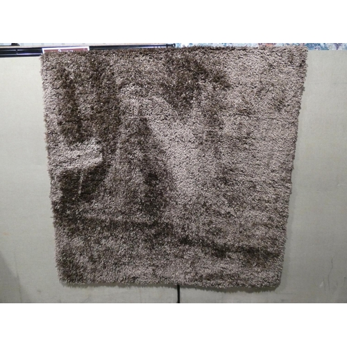 3070 - A brown shaggy rug (160 x 220cm) * this lot is subject to VAT