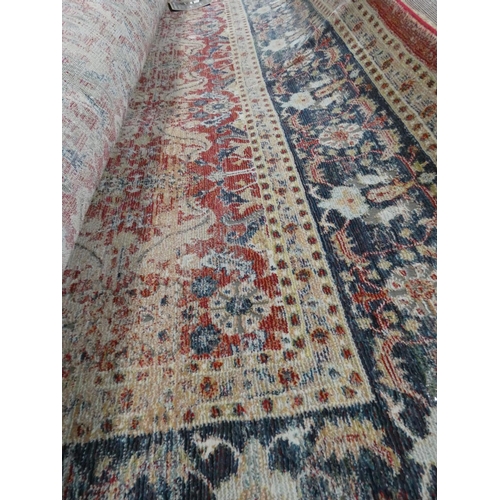 3076 - A Nourison patterned rug (270 x 360cm) * this lot is subject to VAT