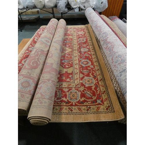 3077 - A red/natural Mahal patterned rug (200 x 300cm) * this lot is subject to VAT