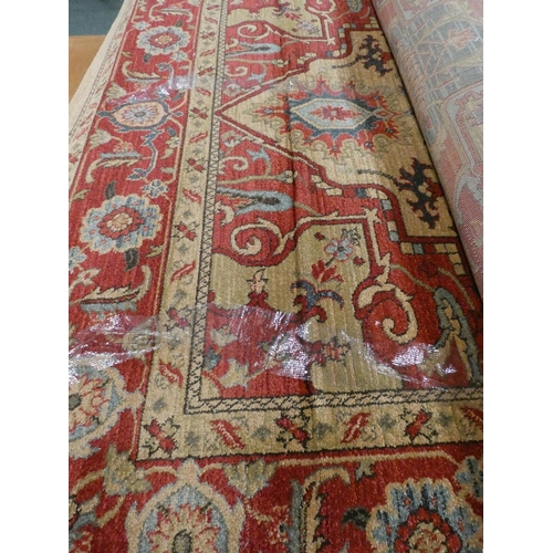 3078 - A red/natural Mahal patterned rug (200 x 300cm) * this lot is subject to VAT