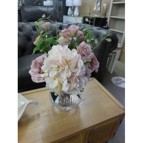 1312 - A rose and hydrangea display in a glass vase (56637822)  #