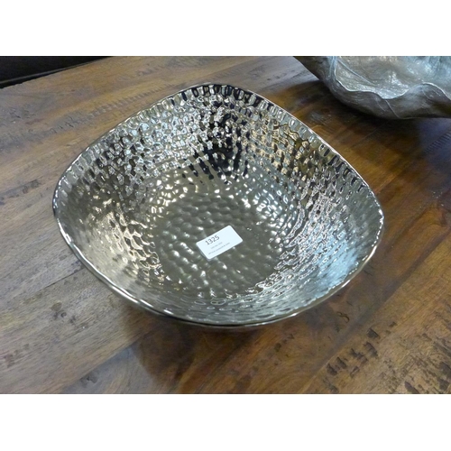 1325 - A silver finish dimple effect bowl (1661807)   #