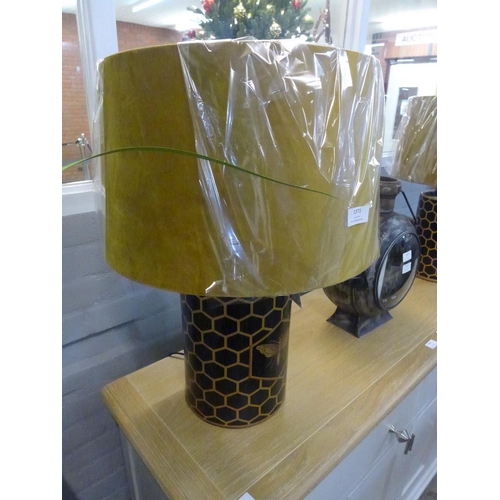 1371 - A black and gilt honeycomb pattern table lamp with bee motif and gold fabric shade (2068944)   #