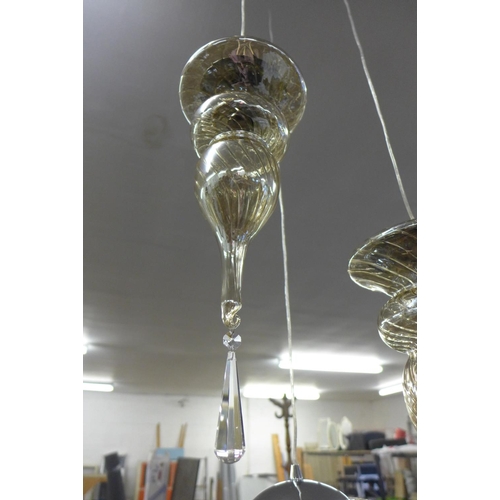 2105 - Glass three pendant hanging light