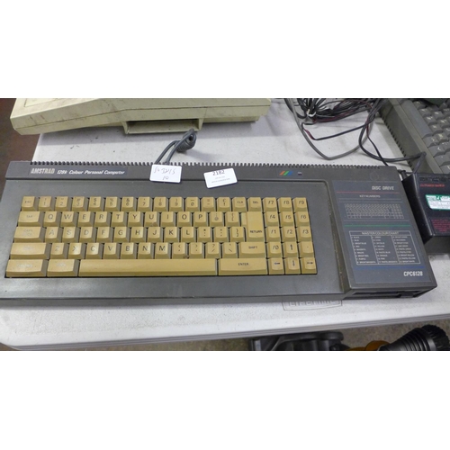 2182 - Amstrad 128k colour vintage personal computer - model no. CPC6128