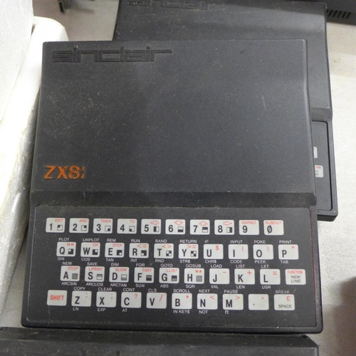 2185 - 3 Sinclair ZX81 vintage computers