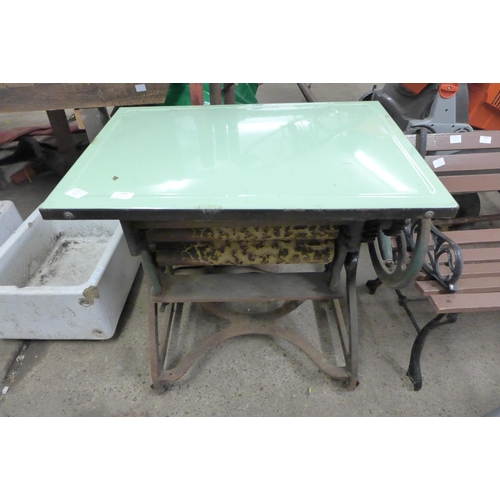 2342 - Converted vintage mangle table