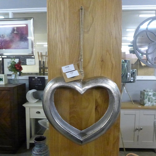 1448 - A cut-out heart in silver finish with rope hanger (2033208)   #