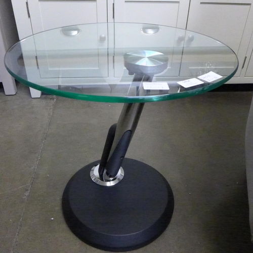 1454E - A Twist lamp table