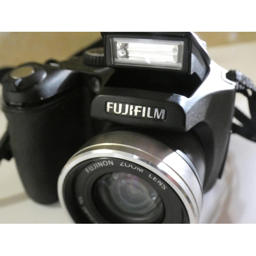 2159 - Fujifilm Finepix 55700 digital camera in case - W