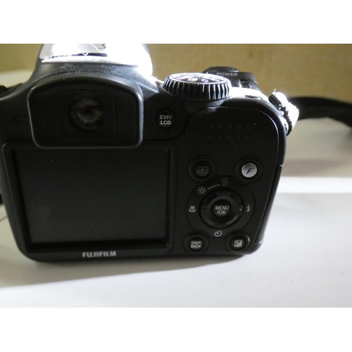 2159 - Fujifilm Finepix 55700 digital camera in case - W