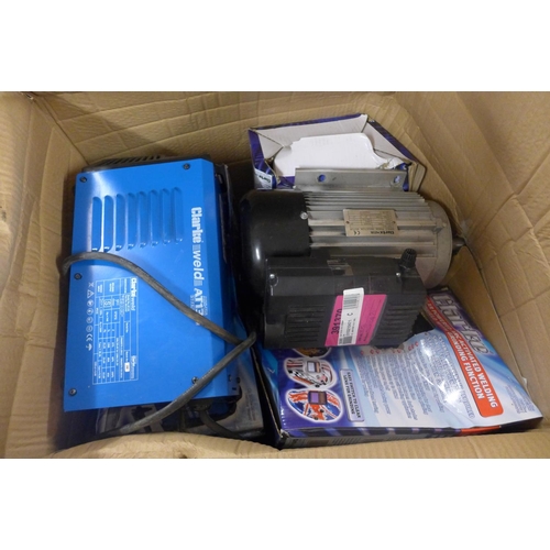 2416 - Box of Clarke welders & motors - MM9643 - scrap * this lot is subject to VAT