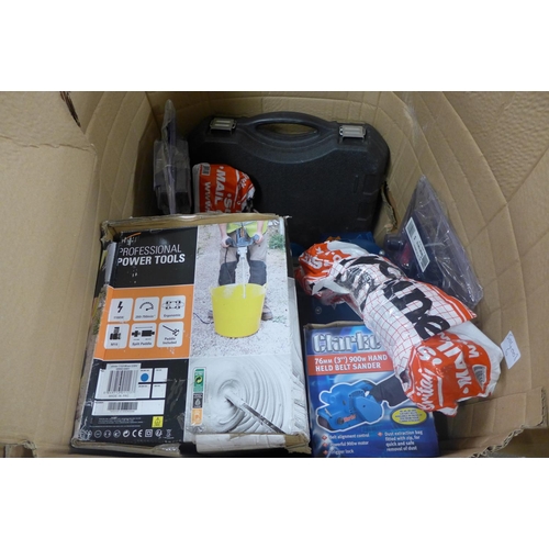 2417 - Box of Clarke tools inc. belt sander, bench grinder, plaster whisk, etc. - MM9666 - scrap * this lot... 