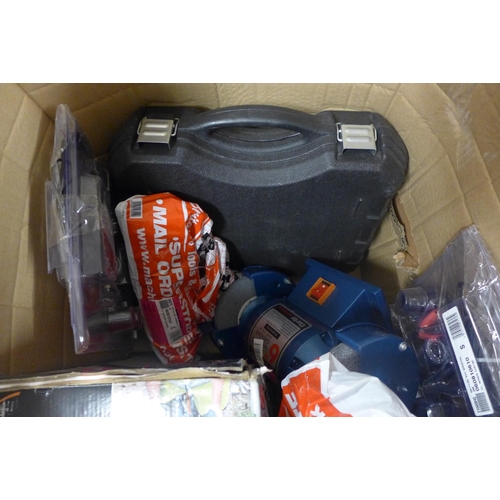 2417 - Box of Clarke tools inc. belt sander, bench grinder, plaster whisk, etc. - MM9666 - scrap * this lot... 